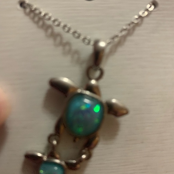 Mystic Waters Turtle Pendant Necklace - Silver and Green - Picture 3 of 4